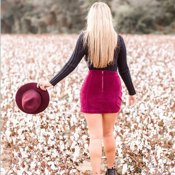 Meet the Posher!🦋⚡️🛍 - Picture 4 of 4